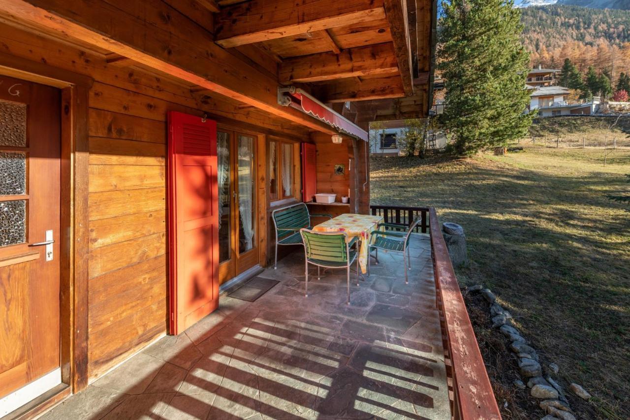Chalet Bambi "Marchenhaft" Lägenhet Grächen Exteriör bild